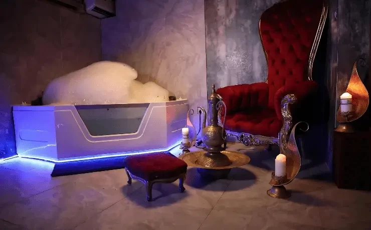 jacuzzi-with-full-body-massage-1